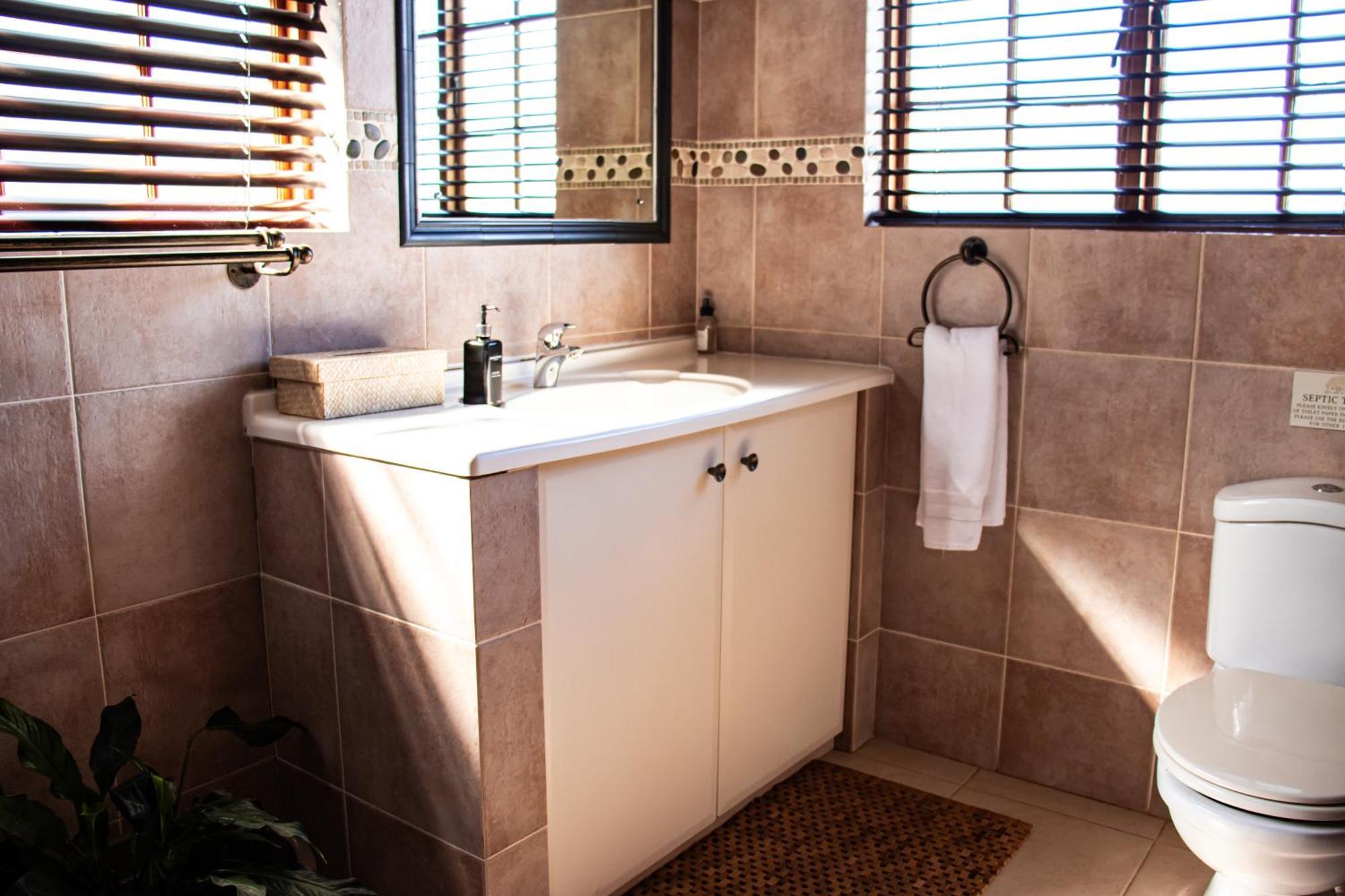 Cwebile Guesthouse Winterton Bagian luar foto